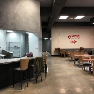 Friends Cafe 4