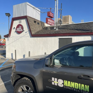 Woodys-Bar-B-Que_w-41